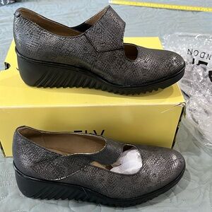 NEW FLY London shoes